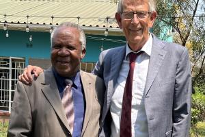 Foto Cees de Mooij met Fletcher Chariman board PFM.jpg